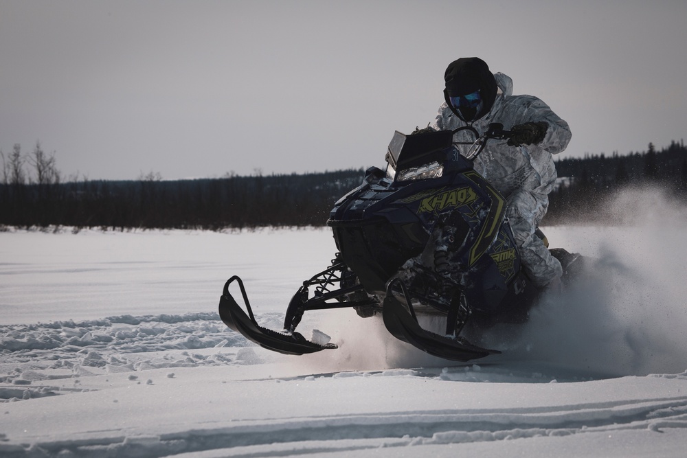 1st Group Green Berets Train for Arctic Warfare