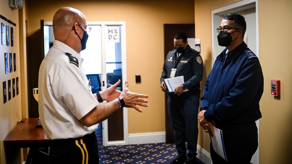 General de Brigada Piloto Robert Labort – Chief of Delegation of the Dominican Republic to the IADB Campus Visit