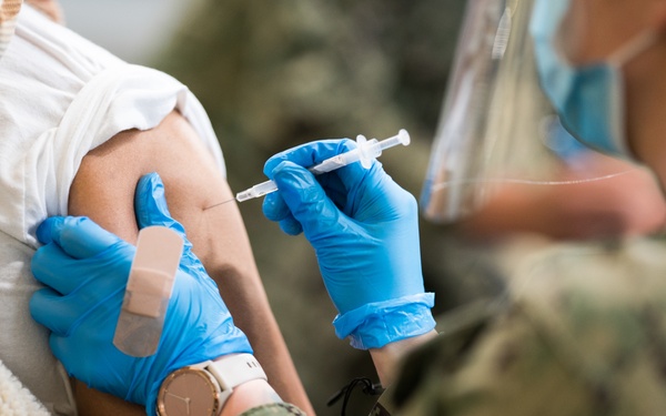 Oklahoma National Guard assists with federal Community Vaccination Clinic