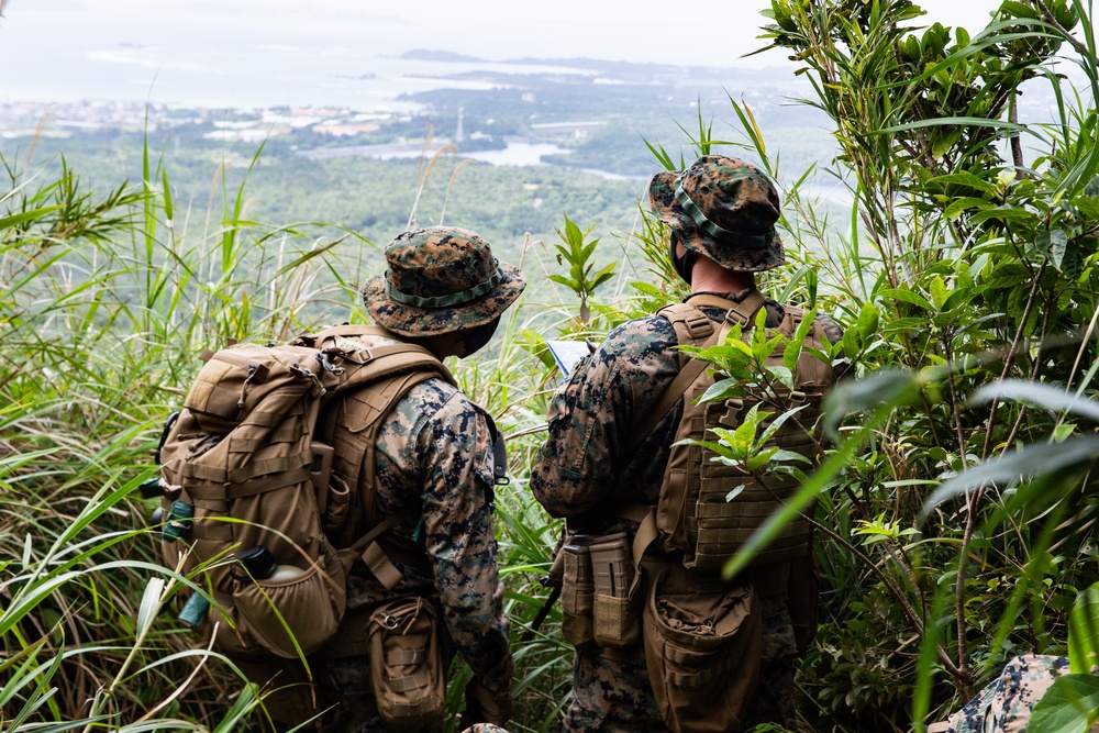 U.S. Marines, Japanese soldiers build better tactics together