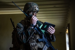 U.S. Marines, Japanese soldiers build better tactics together