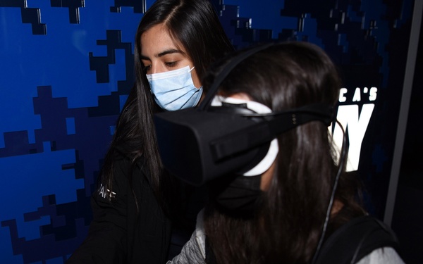 Navy’s Virtual Reality Experience visits Southwest High School during Navy Week