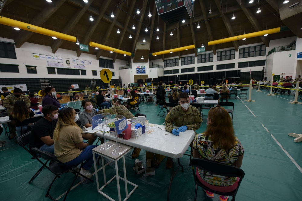 U.S. Army 25th Infantry Division Soldiers Assist Guam Department of Public Health and Social Services COVID-19 Vaccine Clinic