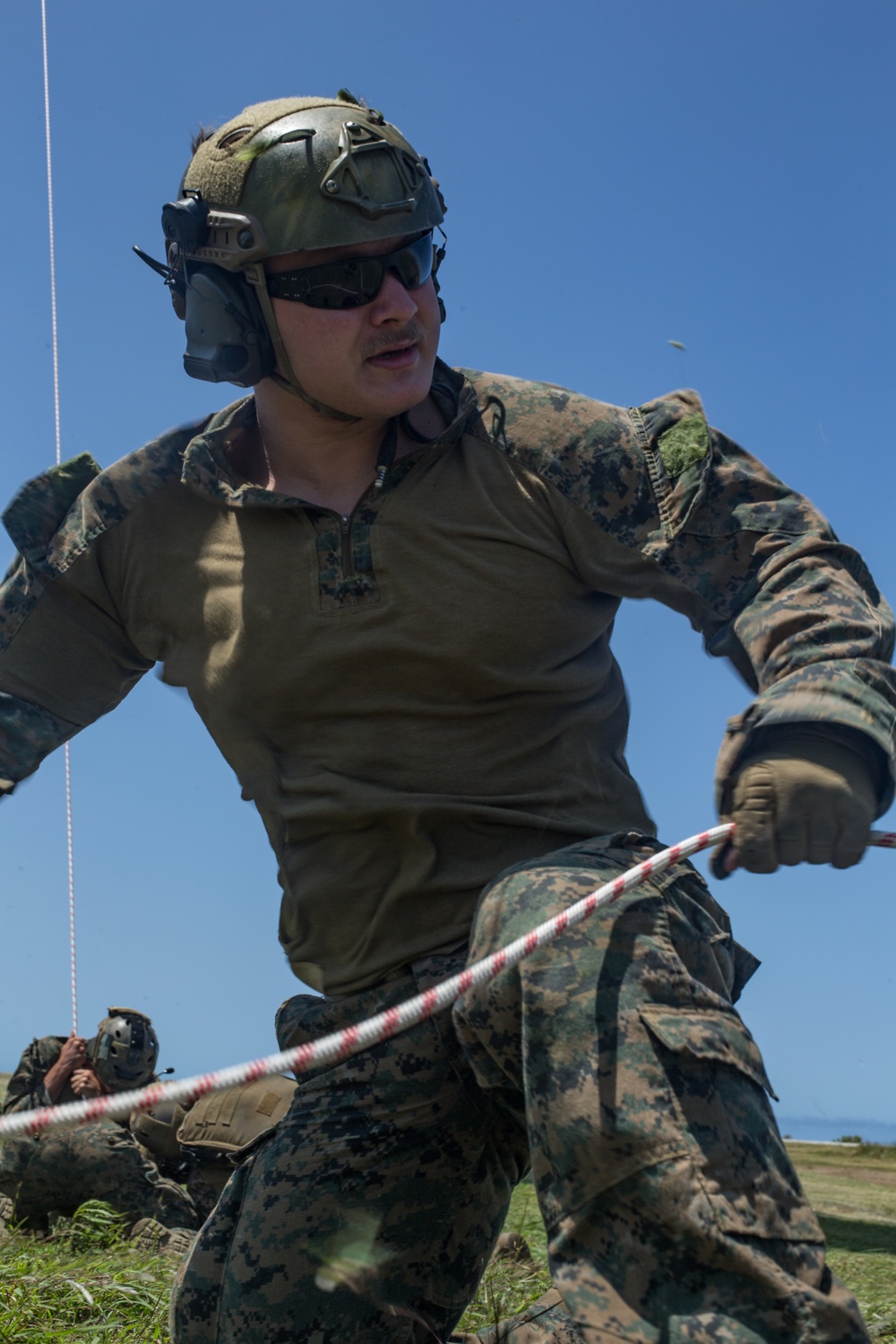 Marines with the MRF Conduct Para Operations on Ie Shima