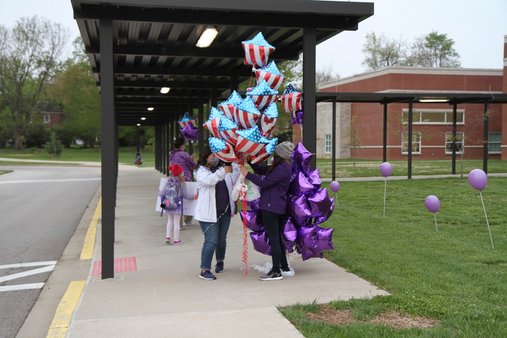 1st Theater Sustainment Command Soldiers honor military children at local school