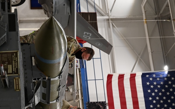 33rd AMXS April Quarterly Weapons Load Competition