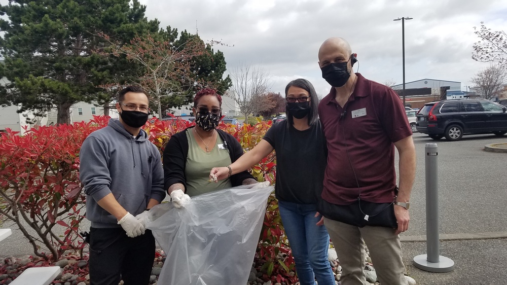NEX Whidbey Island Participates in Earth Day Clean Up