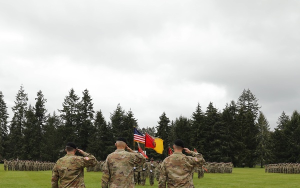 ‘Thunderbolt’ Brigade bids farewell to Anderson, welcomes Murphy