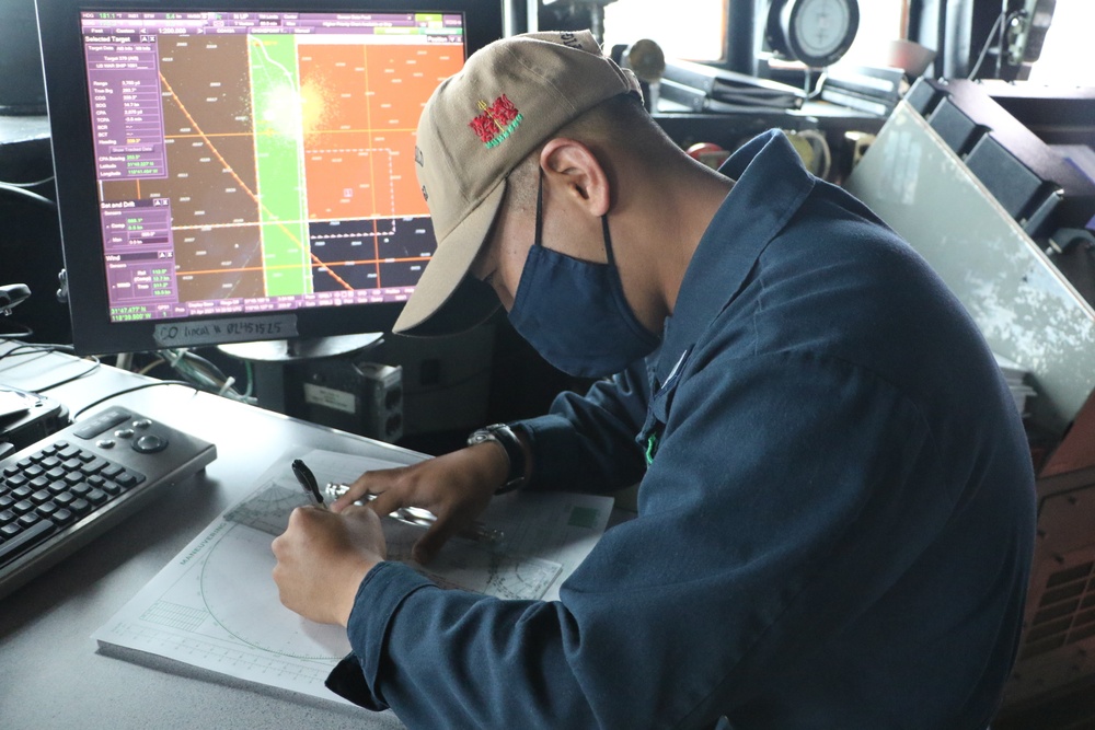 USS Fitzgerald (DDG 62) participates in UxS IBP 21