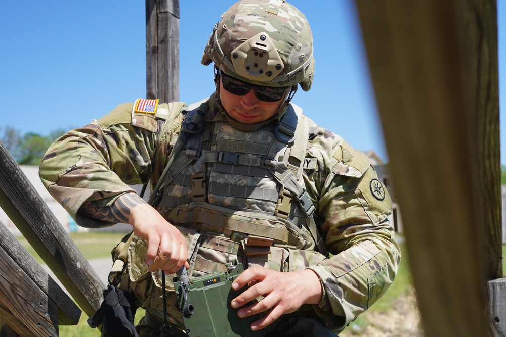 Sgt. Justin Pickett Performs Warrior Tasks