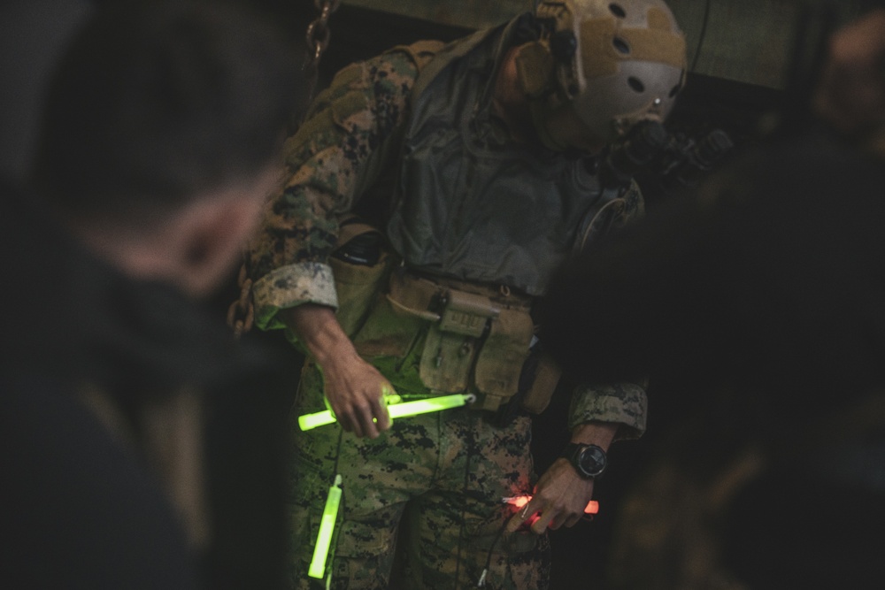 11th MEU Marines conduct CRRC training