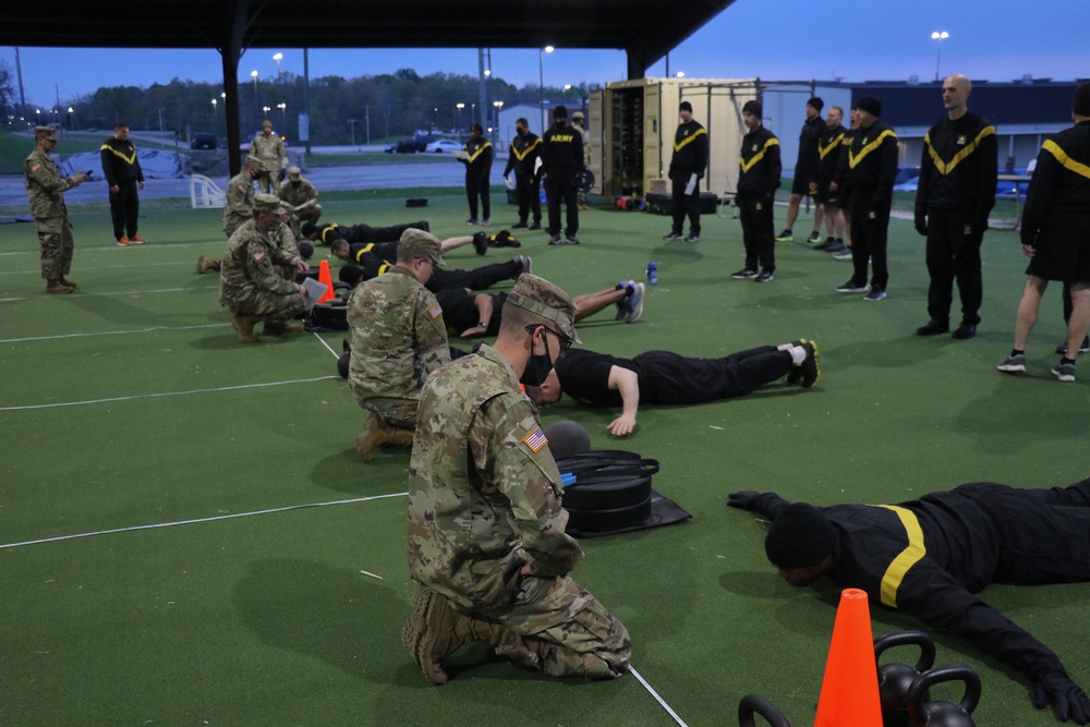 V Corp's Senior Enlisted Soldiers Conduct ACFT Test