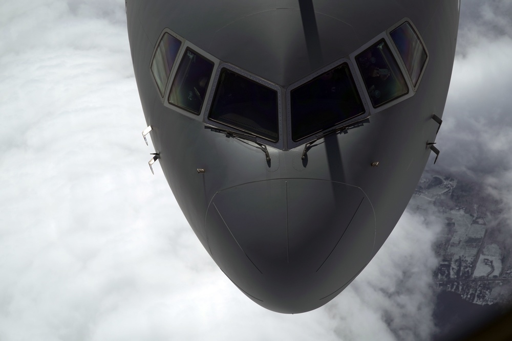 914th ARW Refuels KC-46, Future Tanker of the Air Force 05 of 09