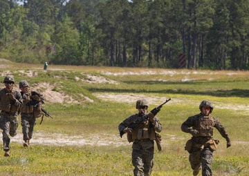 Marines participate in squad defense drills during Dynamic Cape 21.1