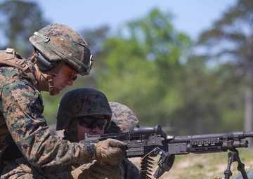 Marines participate in squad defense drills during Dynamic Cape 21.1