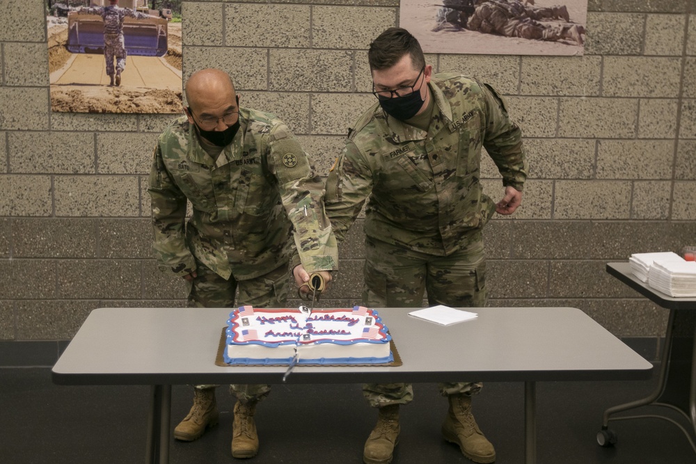 310th ESC Celebrates U.S. Army Reserve 113th Birthday