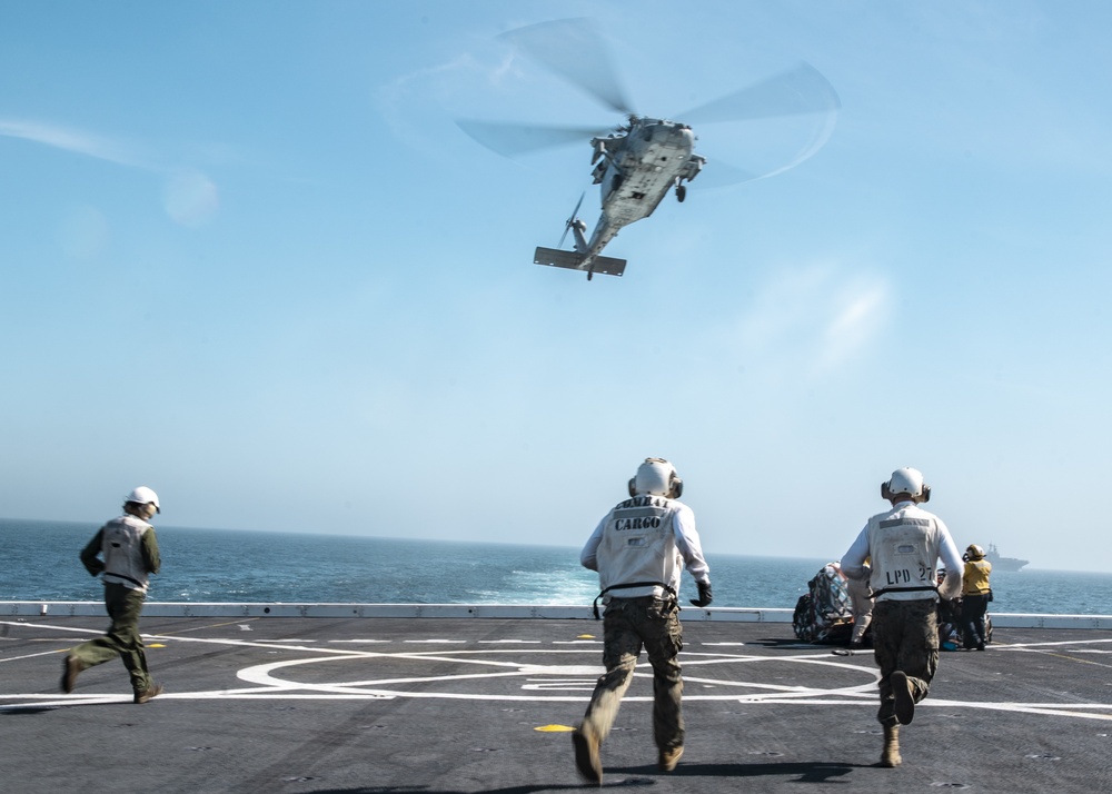 11th MEU, USS Portland Conducts RAS in the Pacific