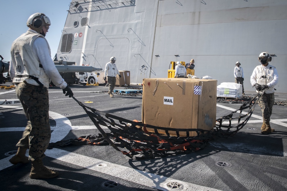 11th MEU, USS Portland Conducts RAS in the Pacific