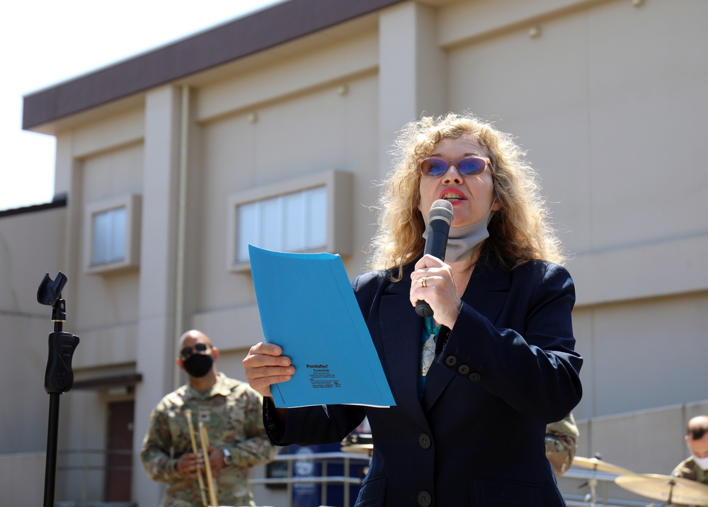 Camp Zama ACS holds pinwheel planting festival to raise child abuse awareness