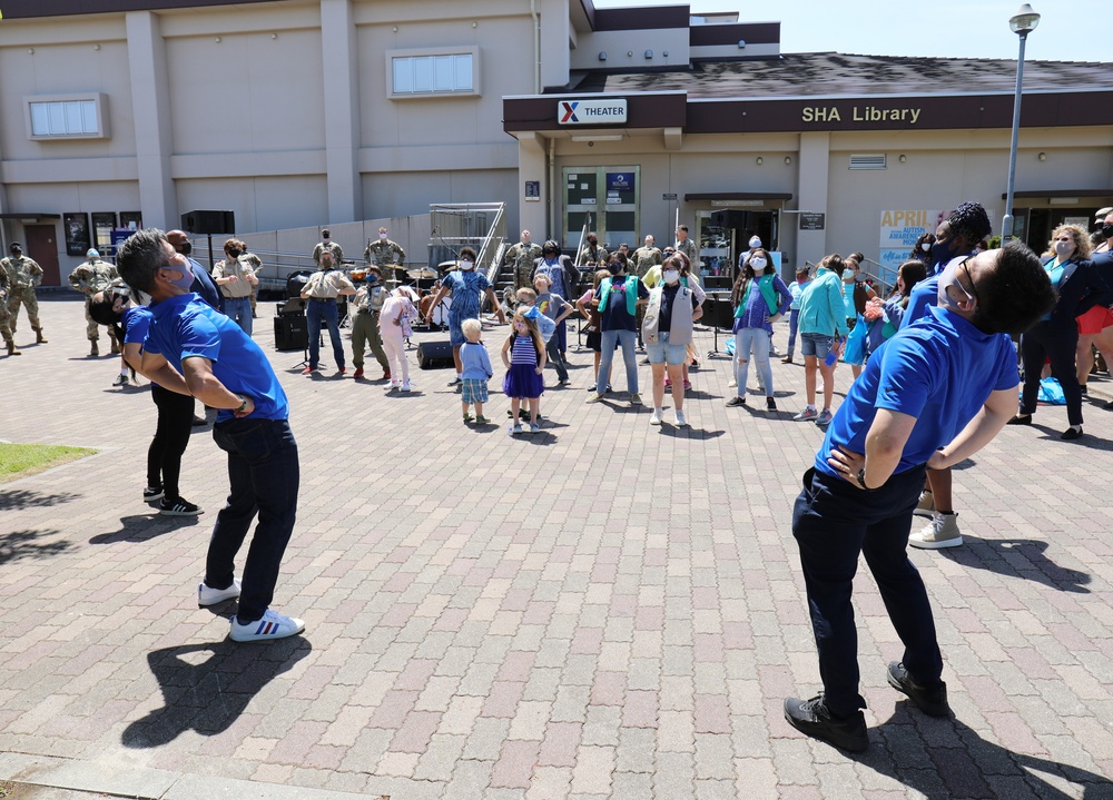 Camp Zama ACS holds pinwheel planting festival to raise child abuse awareness