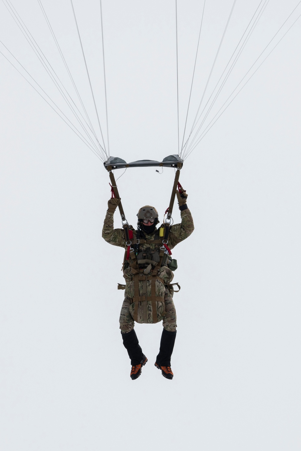 Special Tactics Airmen conduct airborne operations at JBER