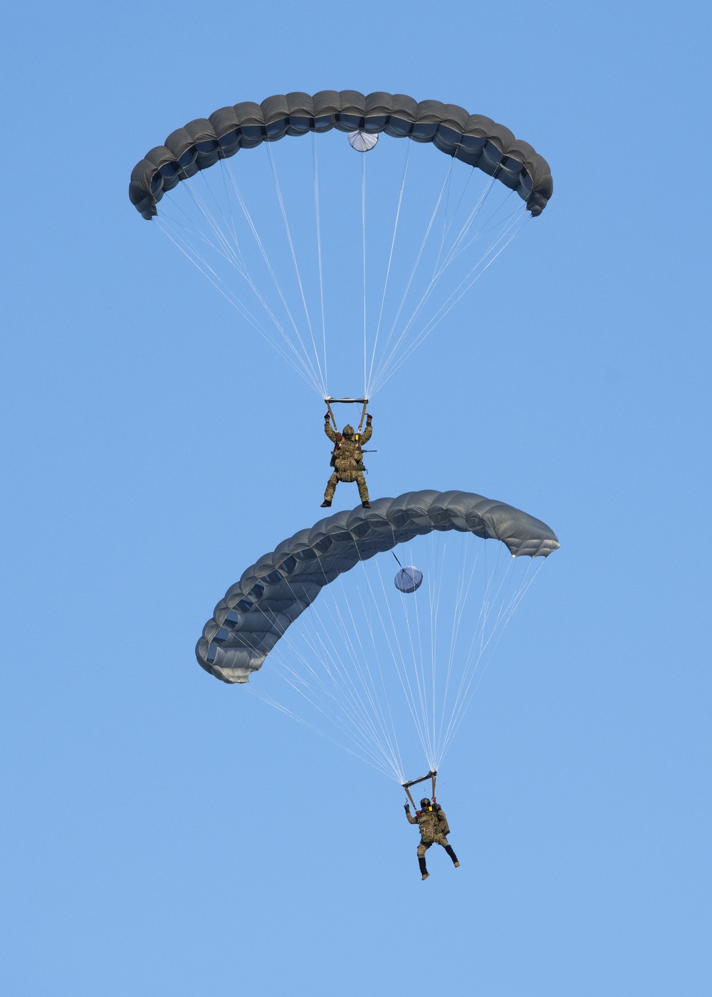 Special Tactics Airmen conduct airborne operations at JBER