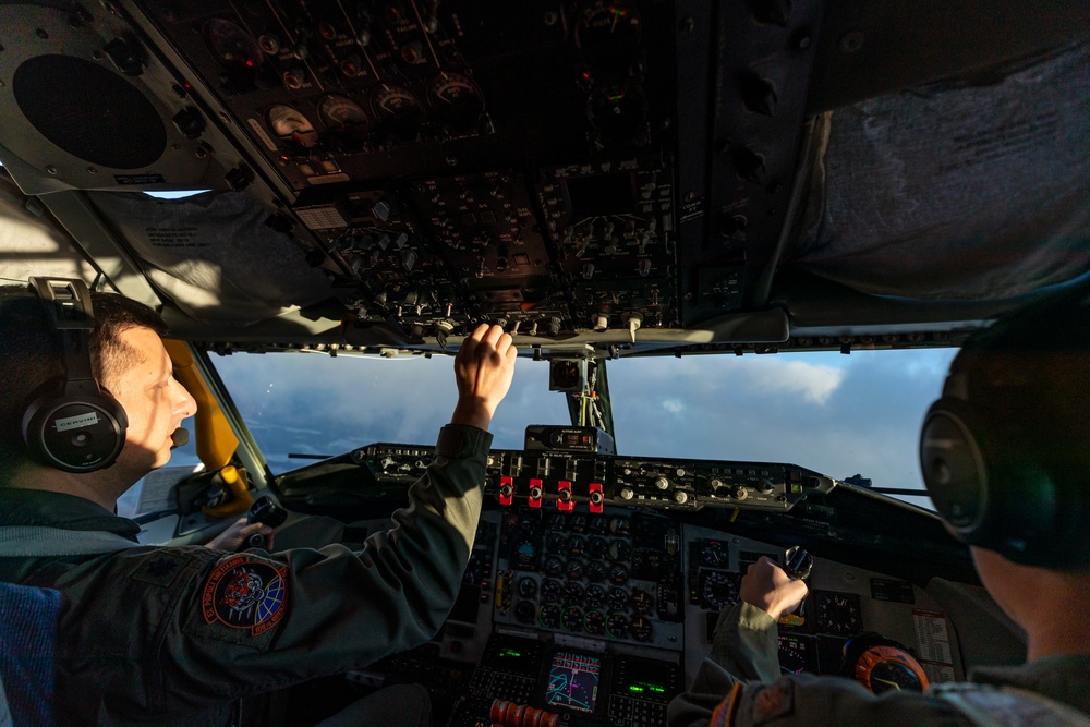 141st Air Refueling Squadron refuels Navy P-8 Poseidon
