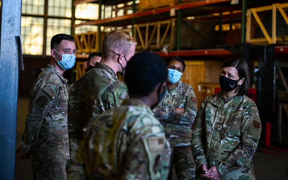 CMSAF visits with Airmen from the 2nd AMXS, 2nd LRS and 2nd SFS