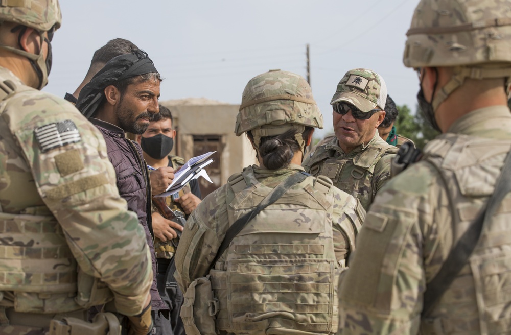 U.S. Army and SDF Visits Local Villages in Syria