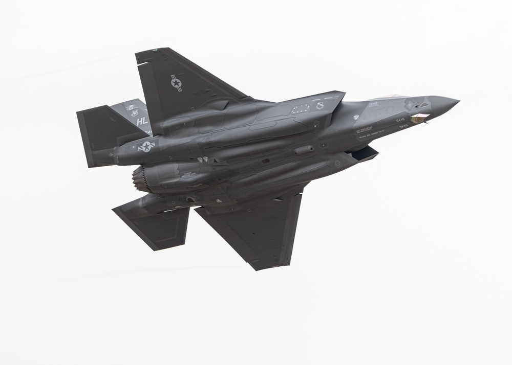 F-35 Demonstration Team practices aerial routine over Hill Air Force Base