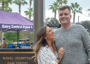 USMC 1st Lt. (Ret.) Micah Weesner Rings the Gong to Celebrate Completing Cancer Treatment