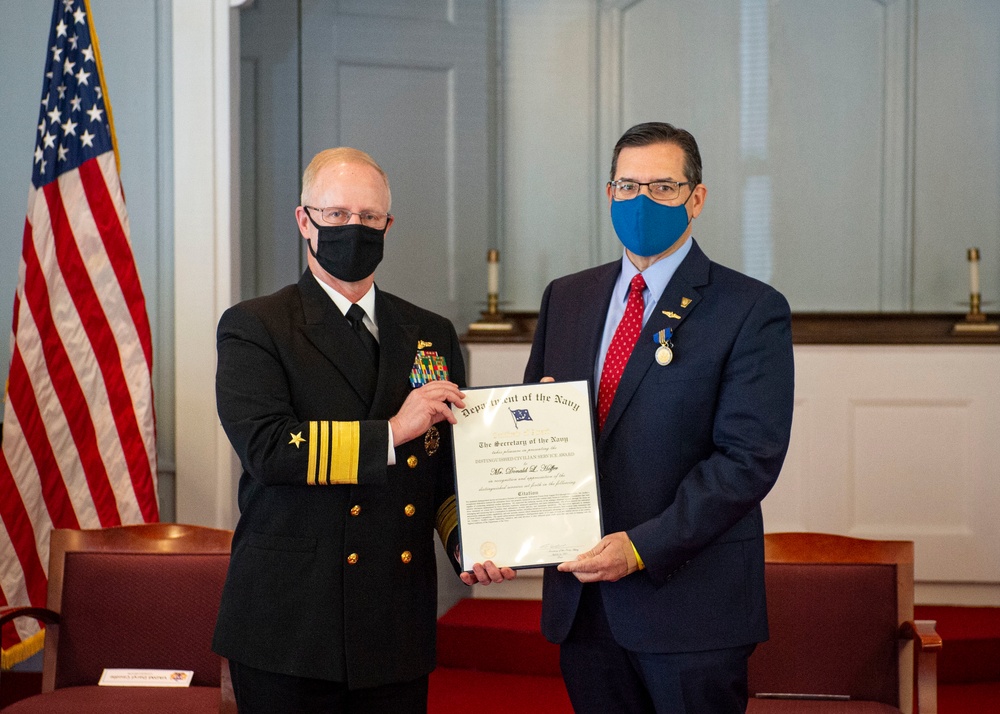 SUBLANT Retiring Executive Director Receives Civilian Service Award