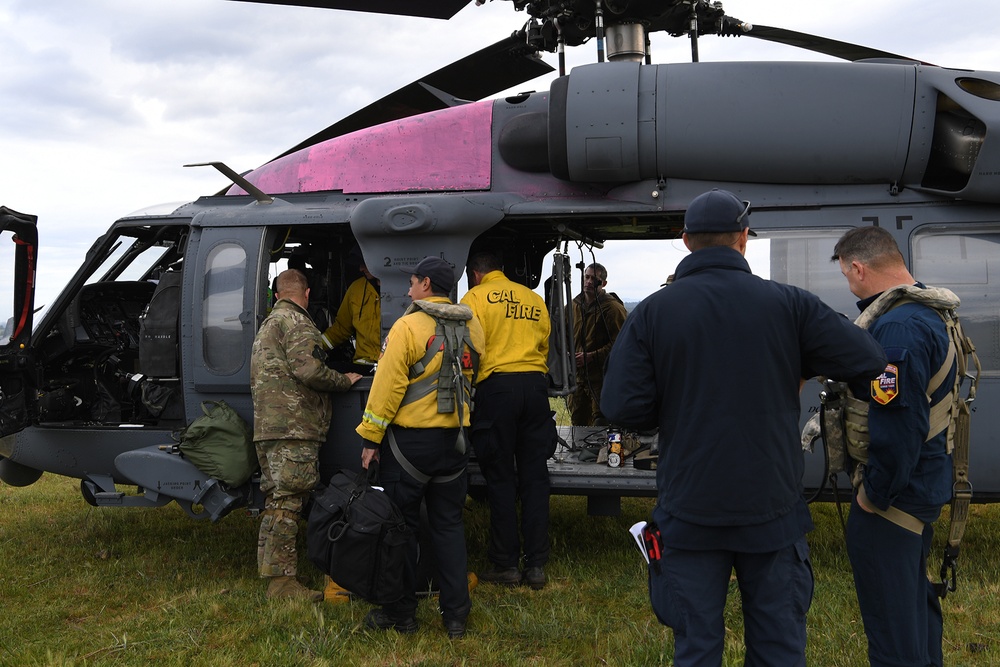 Teamwork shines at annual Cal Guard, CAL FIRE training