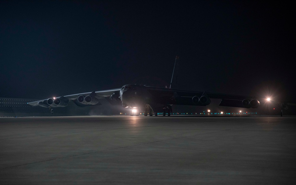 Additional B-52s arrive to support Afghanistan drawdown