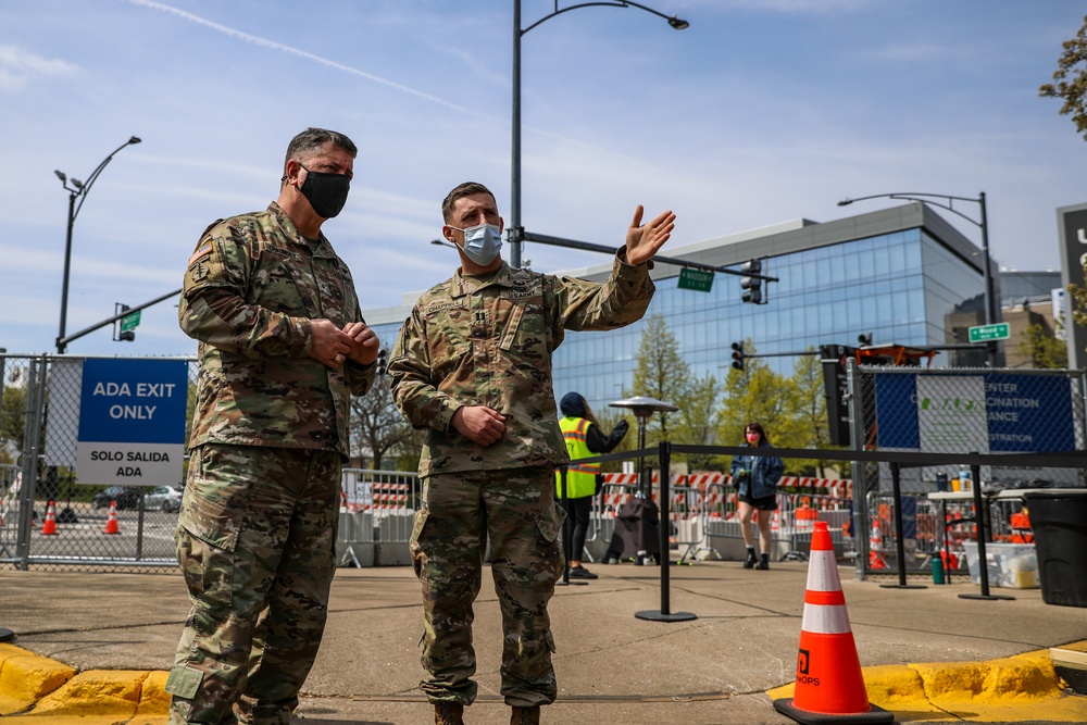 U.S. Army Brigadier General Paul Chauncey, III, Joint Force Land Component Command deputy commanding general visits the United Center COVID-19 Community Vaccination Center, Chicago
