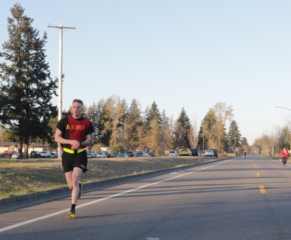 16th CAB Soldiers Compete in 7ID Best Warrior Competition