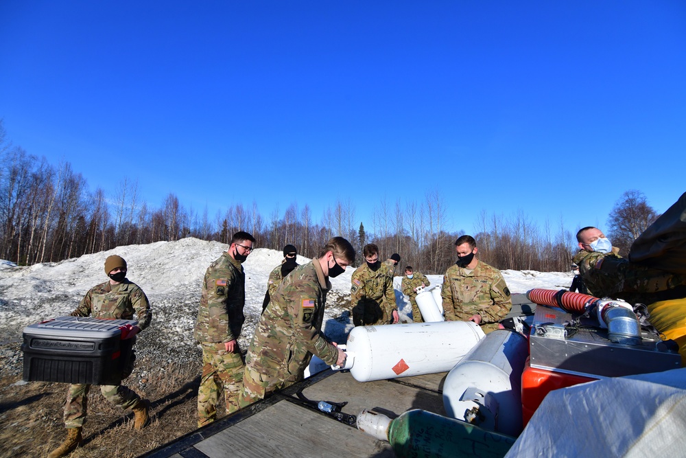 Sugar Bears help Park Service prep for Denali climb season