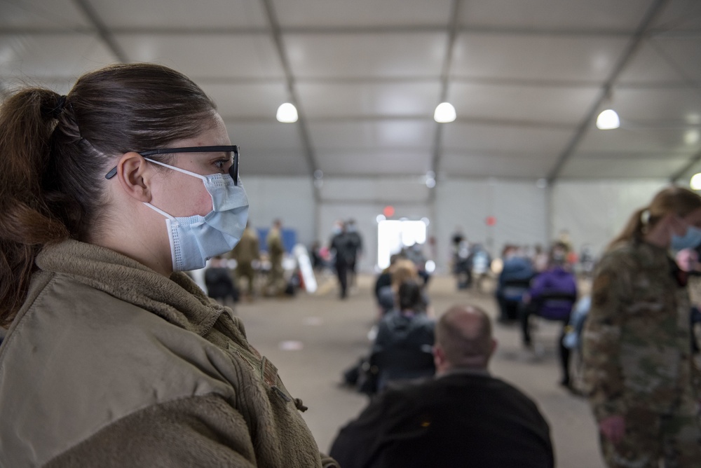 Airmen volunteers to fights fires, COVID-19