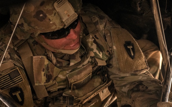 TF Spartan Soldier Ready to Stand UP