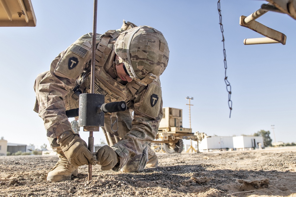 Texas Soldier Connects Grounding Rod