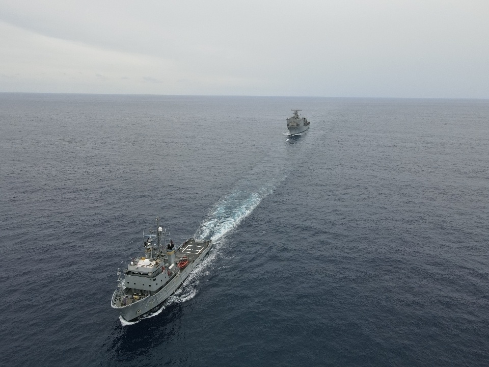 MSC’s Tug Tows a Dead Ship to Philly