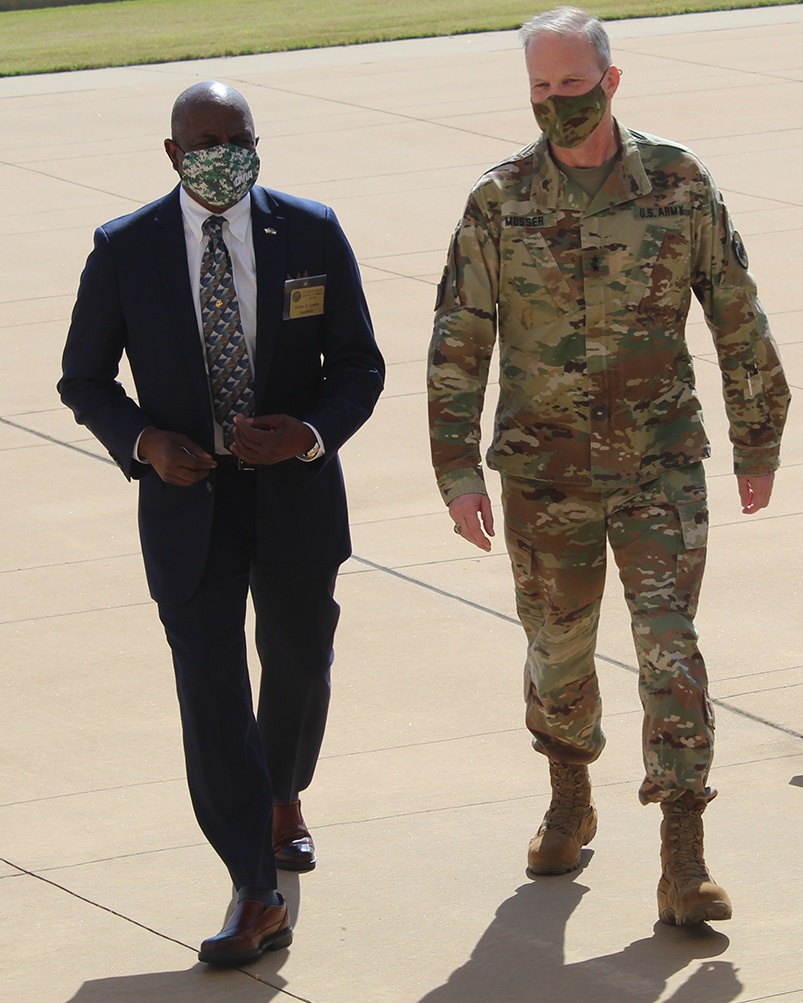 N.C. Department of Military and Veterans Affairs official visits USARC
