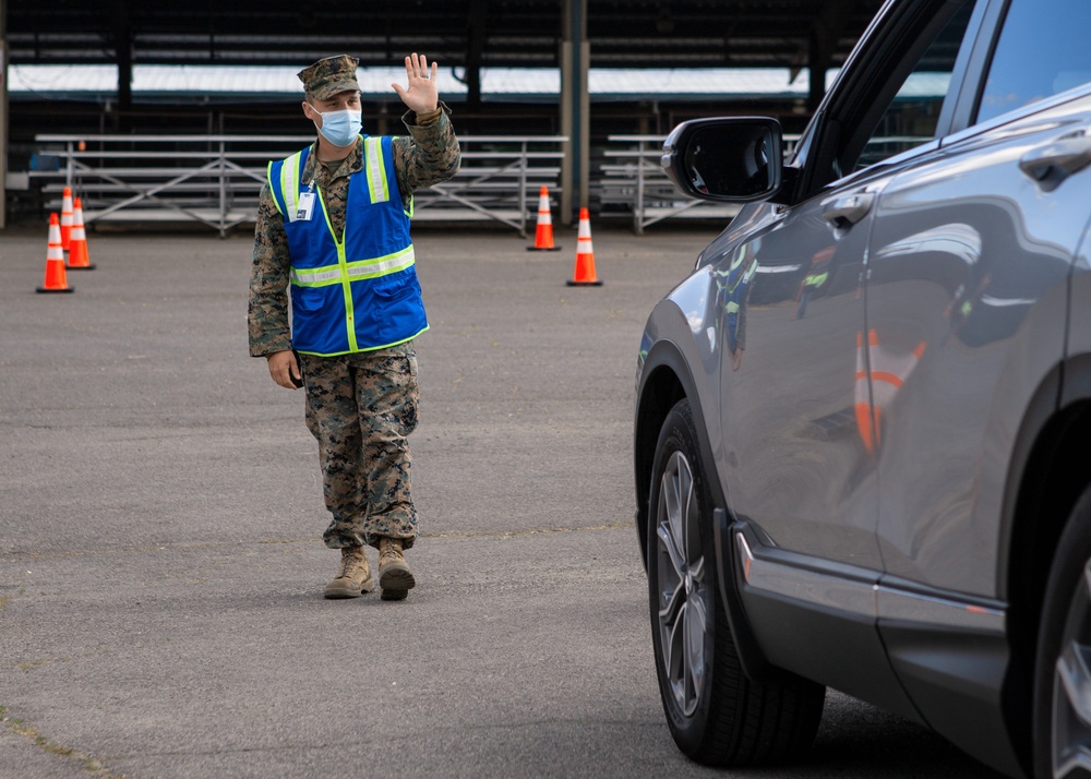 U.S. Sailors Operate the Drive Through Clinic at Jackson County Community Vaccination Center, Oregon