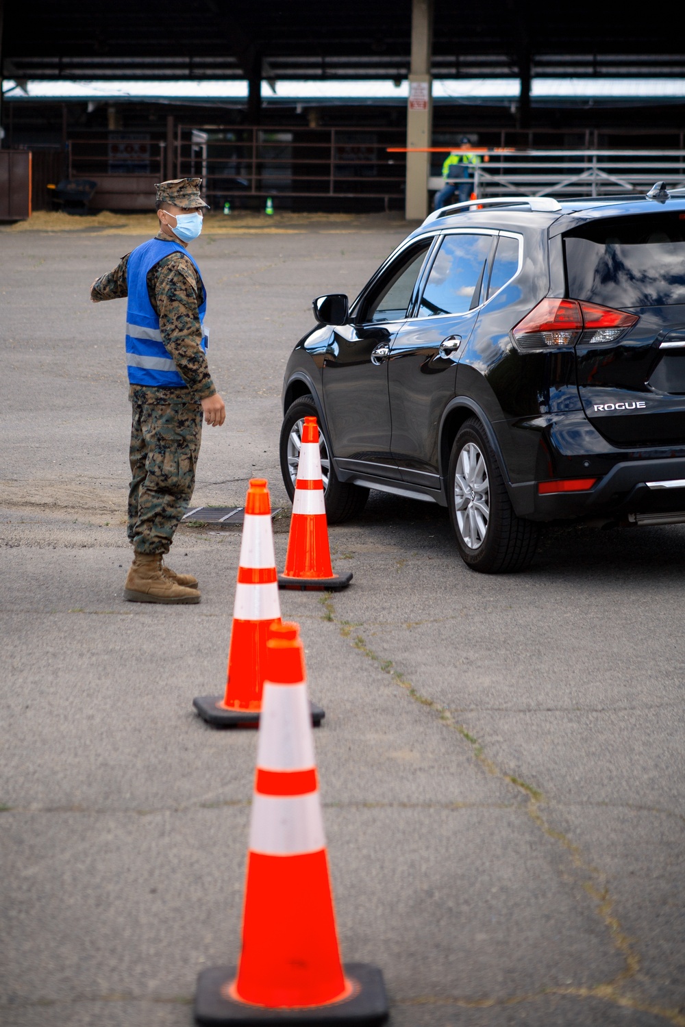 U.S. Sailors Operate the Drive Through Clinic at Jackson County Community Vaccination Center, Oregon