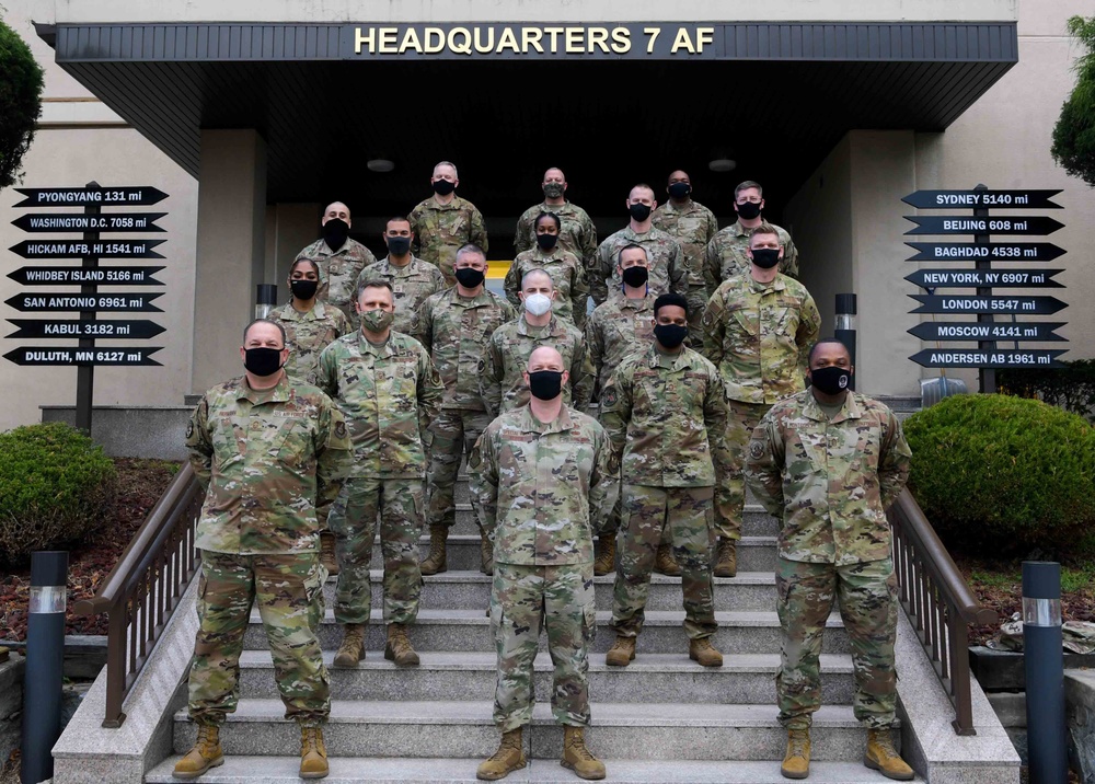 PACAF hosts orientation course for new chiefs