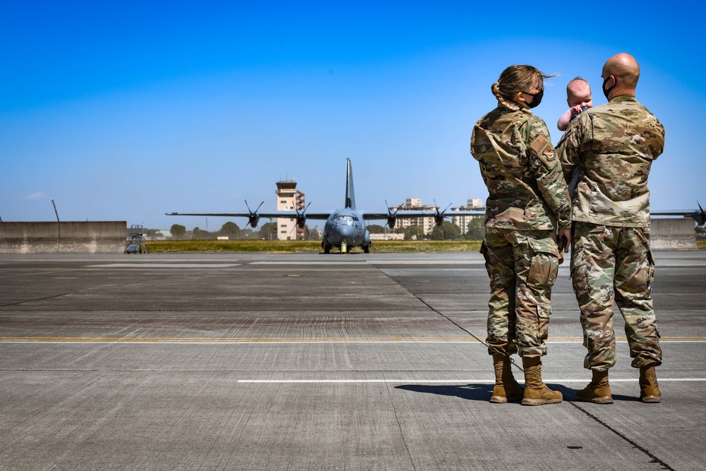 Raised on Resiliency: How Military Parents Shape Their Child’s Experiences