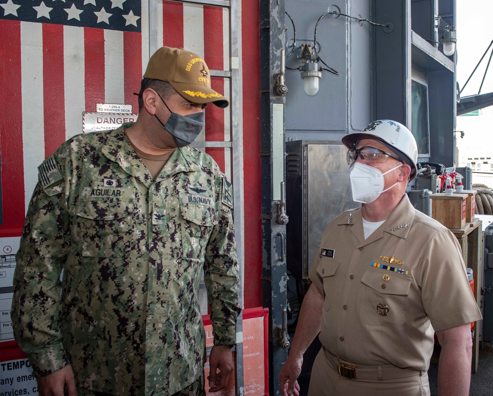 Chief of Naval Operations Visits GHWB