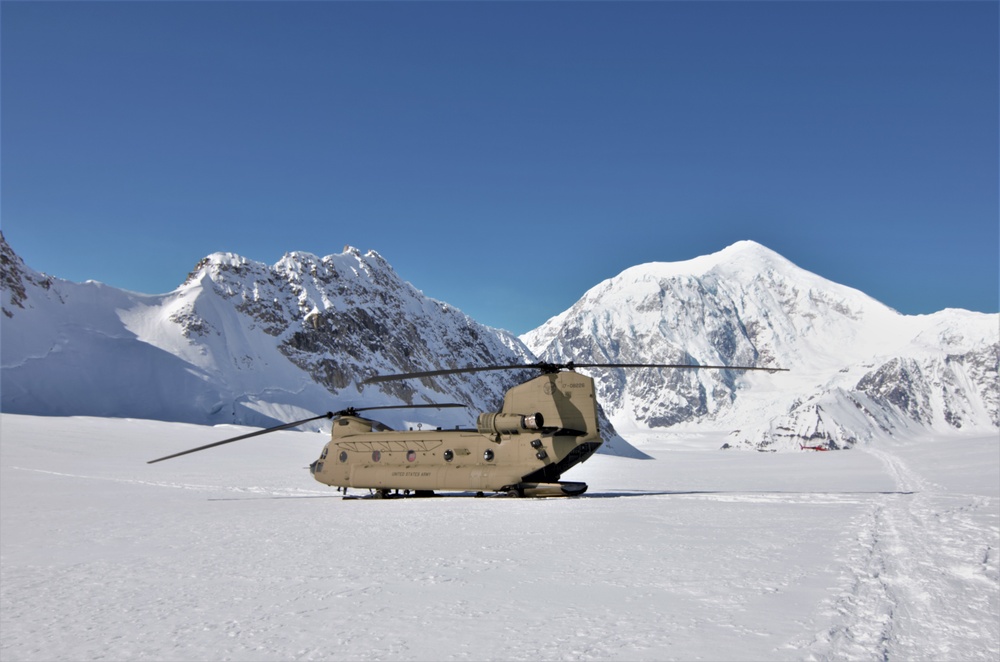 Army flies gear to Denali for National Park Service