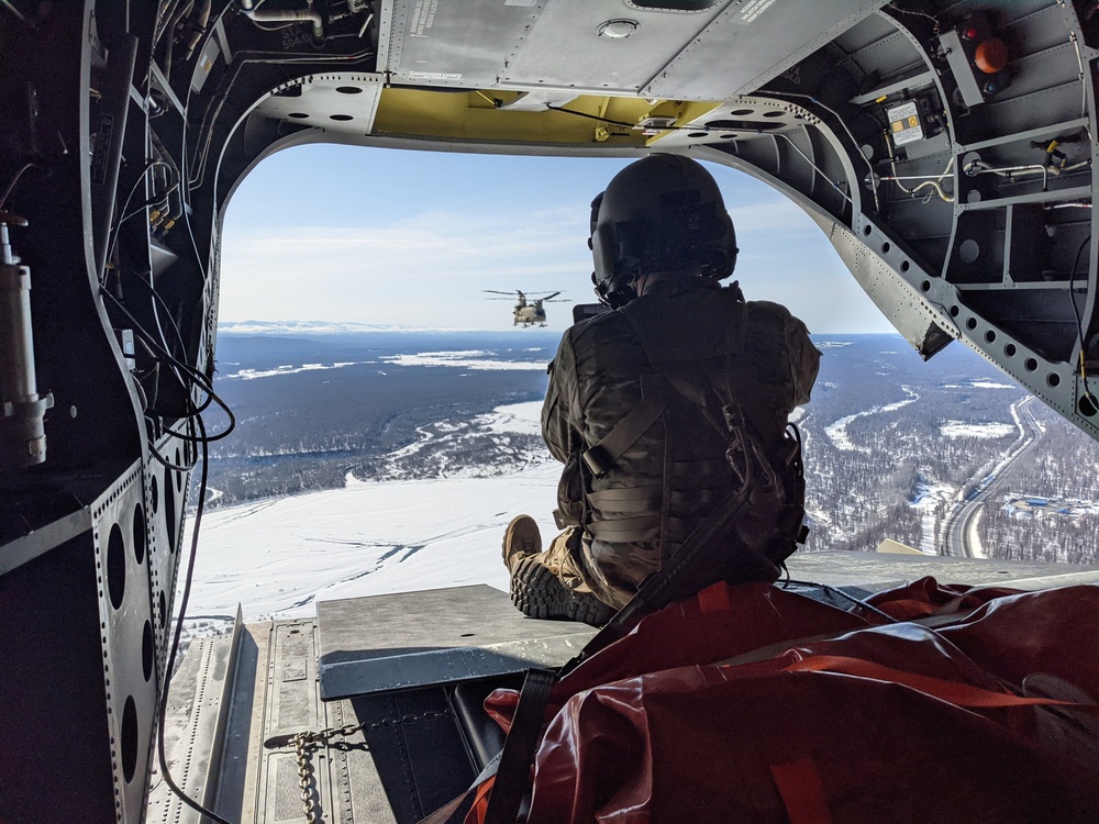 Army flies gear to Denali for National Park Service