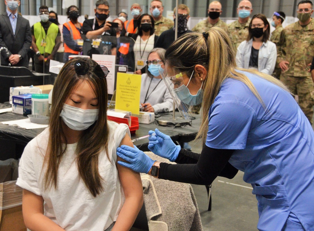 500,000th Vaccination administered at Javits Mass Vaccination Site in New York